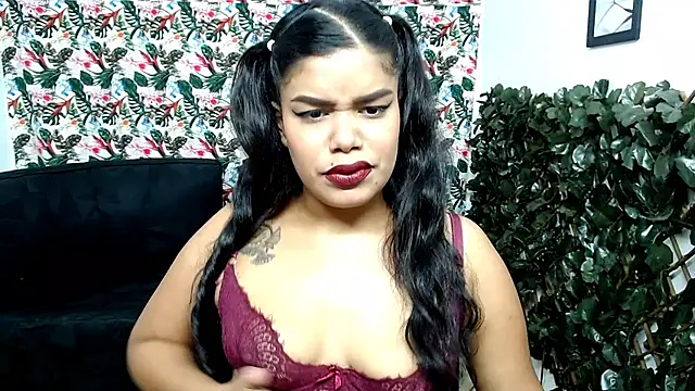 Snapshot of Wendy_Hot_ chatting on February 2025 06:40:01 AM Wendy Hot online show from February 2025 06:40:01 AM