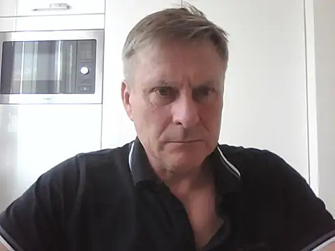 Snapshot of johnnym1 chatting on March 2025 01:01:02 PM johnnym1 online show from March 2025 01:01:02 PM