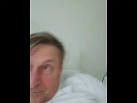 johnnym1 online show from February 2026 07:05:01 AM