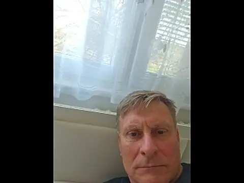 johnnym1 online show from March 2026 12:19:02 PM