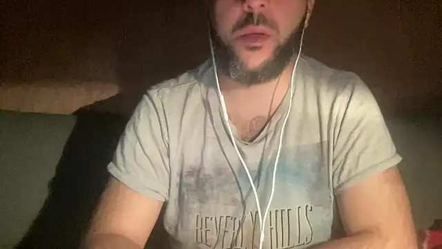 Snapshot of RedDante89 chatting on December 2024 06:39:01 PM RedDante89 online show from December 2024 06:39:01 PM