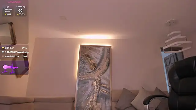 RoxanneHill  online show from March 2025 06:41:02 PM