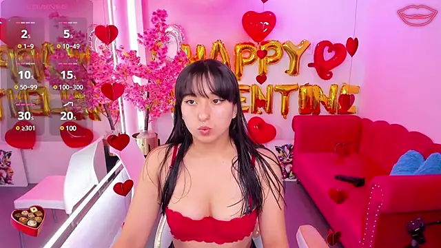 Snapshot of Miss_dolly_ chatting on February 2025 11:31:02 AM Miss dolly online show from February 2025 11:31:02 AM