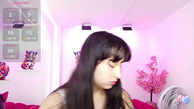 Snapshot of Miss_dolly_ chatting on October 2025 12:36:01 PM Miss dolly online show from October 2025 12:36:01 PM