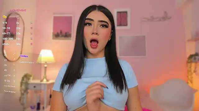 Snapshot of little-natt chatting on February 2025 12:28:01 PM little-natt online show from February 2025 12:28:01 PM