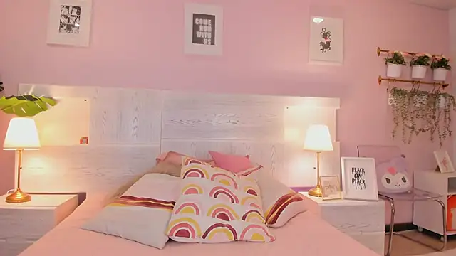 Snapshot of little-natt chatting on March 2025 12:48:02 PM little-natt online show from March 2025 12:48:02 PM