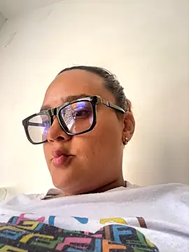 Snapshot of keirabbw chatting on November 2025 04:52:01 PM keirabbw online show from November 2025 04:52:01 PM