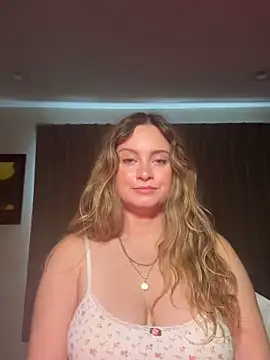 Sophie Raegan online show from February 2026 04:45:02 PM