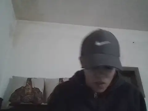 Emy44x online show from October 2025 09:21:01 AM
