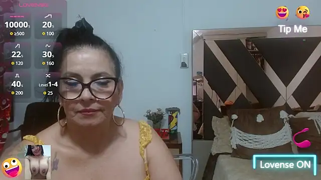 lindaesmeralda online show from January 2026 11:20:01 PM
