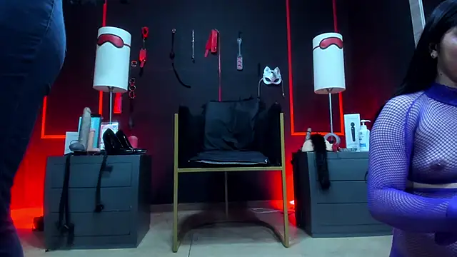 CharlotteScotte online show from October 2025 12:09:01 PM