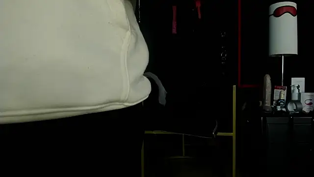 CharlotteScotte online show from November 2025 01:33:02 PM