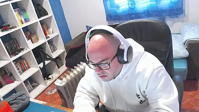 ravingr4d4 online show from December 2025 10:21:02 AM