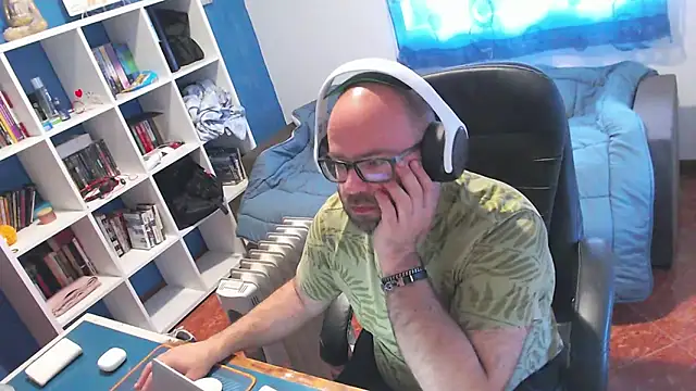 ravingr4d4 online show from April 2026 08:06:01 AM