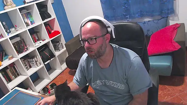 ravingr4d4 online show from June 2026 11:21:01 PM