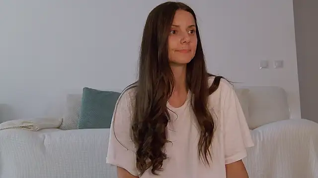 LilyRoselyn online show from November 2025 01:55:02 PM