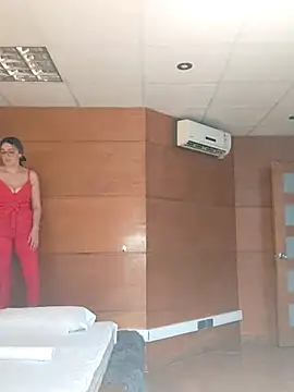 Daniela77771 online show from December 2024 02:38:02 PM