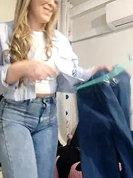 Daniela77771 online show from September 2025 01:27:01 AM