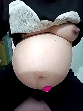 SweetGirl2k2 online show from April 2026 04:04:01 AM