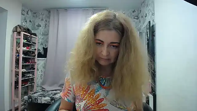 Helen1974 online show from August 2026 05:11:02 PM