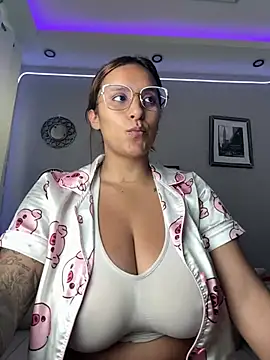 Seized lust online show from March 2025 04:01:02 PM