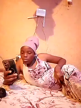 cute naimah online show from October 2025 05:08:01 PM