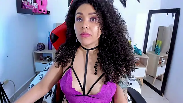 Zoe Gruber online show from December 2024 01:39:01 AM