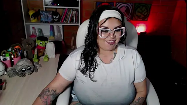 juliette rd online show from November 2025 03:07:01 AM