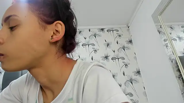 Ehotloveaxxx online show from March 2025 12:39:02 PM