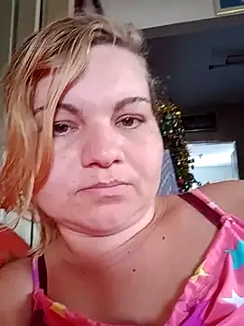 Snapshot of laiscibelle chatting on December 2025 06:25:01 PM laiscibelle online show from December 2025 06:25:01 PM