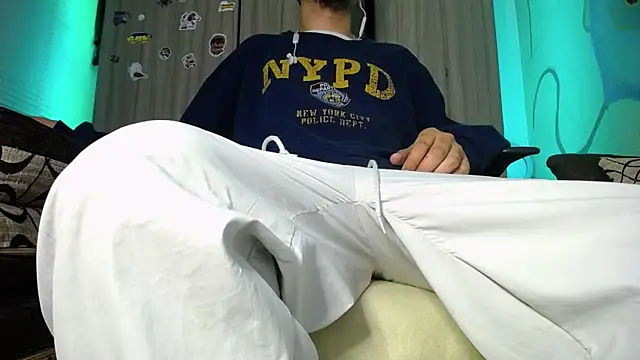 zacwatson  online show from January 2025 08:30:02 AM