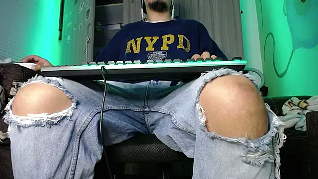 zacwatson  online show from February 2025 08:26:02 AM