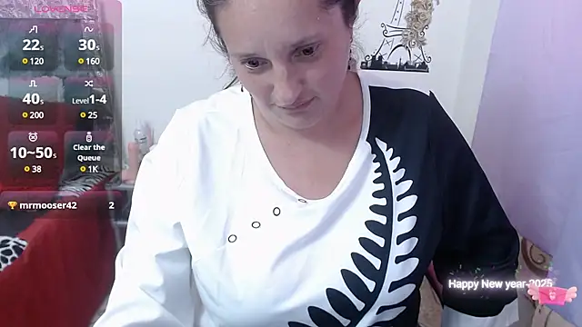 CristialJones  online show from January 2025 07:43:01 PM