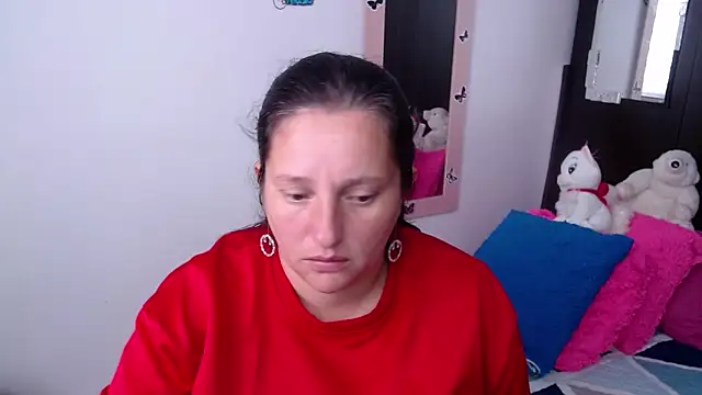 CristialJones  online show from November 2025 02:40:02 PM