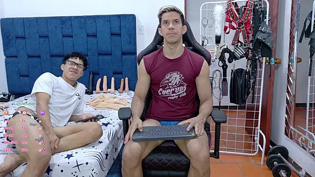 JoseRumbero26 online show from December 2025 12:03:02 PM