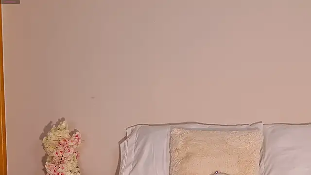 AvaBabyGirl online show from May 2026 04:15:01 PM