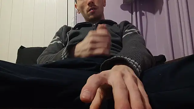 Snapshot of _Hocthus_ chatting on January 2025 04:23:01 PM Hocthus online show from January 2025 04:23:01 PM