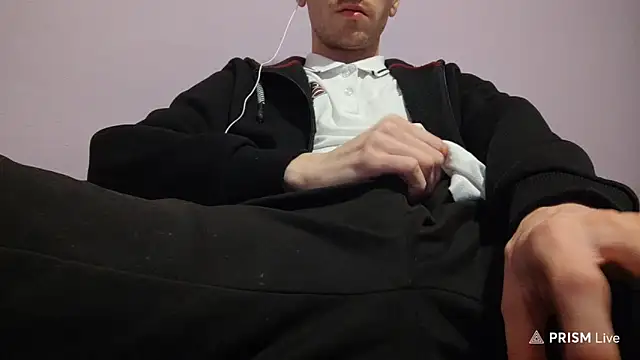 Snapshot of _Hocthus_ chatting on January 2025 05:03:01 PM Hocthus online show from January 2025 05:03:01 PM