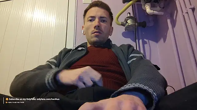 Snapshot of _Hocthus_ chatting on February 2025 06:11:01 PM Hocthus online show from February 2025 06:11:01 PM