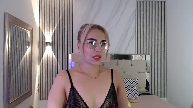 ashley  tylor online show from April 2026 03:50:02 AM