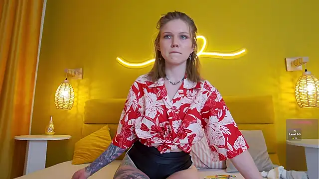 lessysweety online show from November 2025 02:45:01 AM