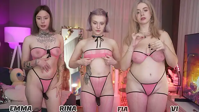 your favoritegirls online show from September 2025 04:01:02 AM