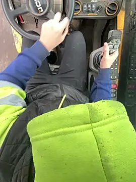 Snapshot of cussy007 chatting on February 2026 12:34:01 PM cussy007 online show from February 2026 12:34:01 PM