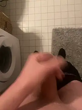 Snapshot of Ricoleckt chatting on December 2024 03:39:01 PM Ricoleckt online show from December 2024 03:39:01 PM