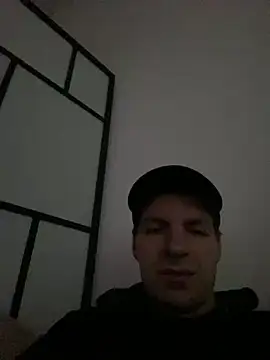 Snapshot of Ricoleckt chatting on January 2025 02:30:01 PM Ricoleckt online show from January 2025 02:30:01 PM