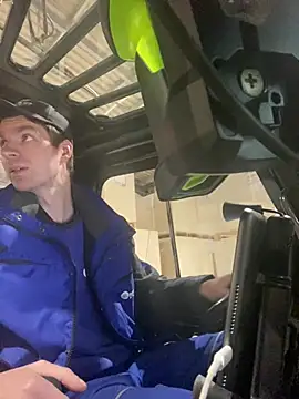 Snapshot of Ricoleckt chatting on January 2025 05:43:02 PM Ricoleckt online show from January 2025 05:43:02 PM