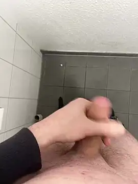 Snapshot of Ricoleckt chatting on January 2025 09:45:02 AM Ricoleckt online show from January 2025 09:45:02 AM