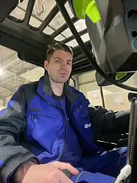 Snapshot of Ricoleckt chatting on February 2025 06:09:02 AM Ricoleckt online show from February 2025 06:09:02 AM