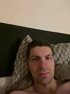 Snapshot of Ricoleckt chatting on February 2025 08:15:01 PM Ricoleckt online show from February 2025 08:15:01 PM