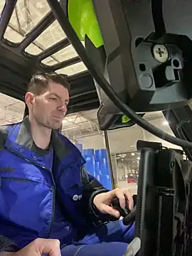 Snapshot of Ricoleckt chatting on February 2025 10:07:02 AM Ricoleckt online show from February 2025 10:07:02 AM